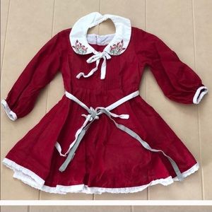 WDW Holiday Magic Preorder Size 7 in Red EUC